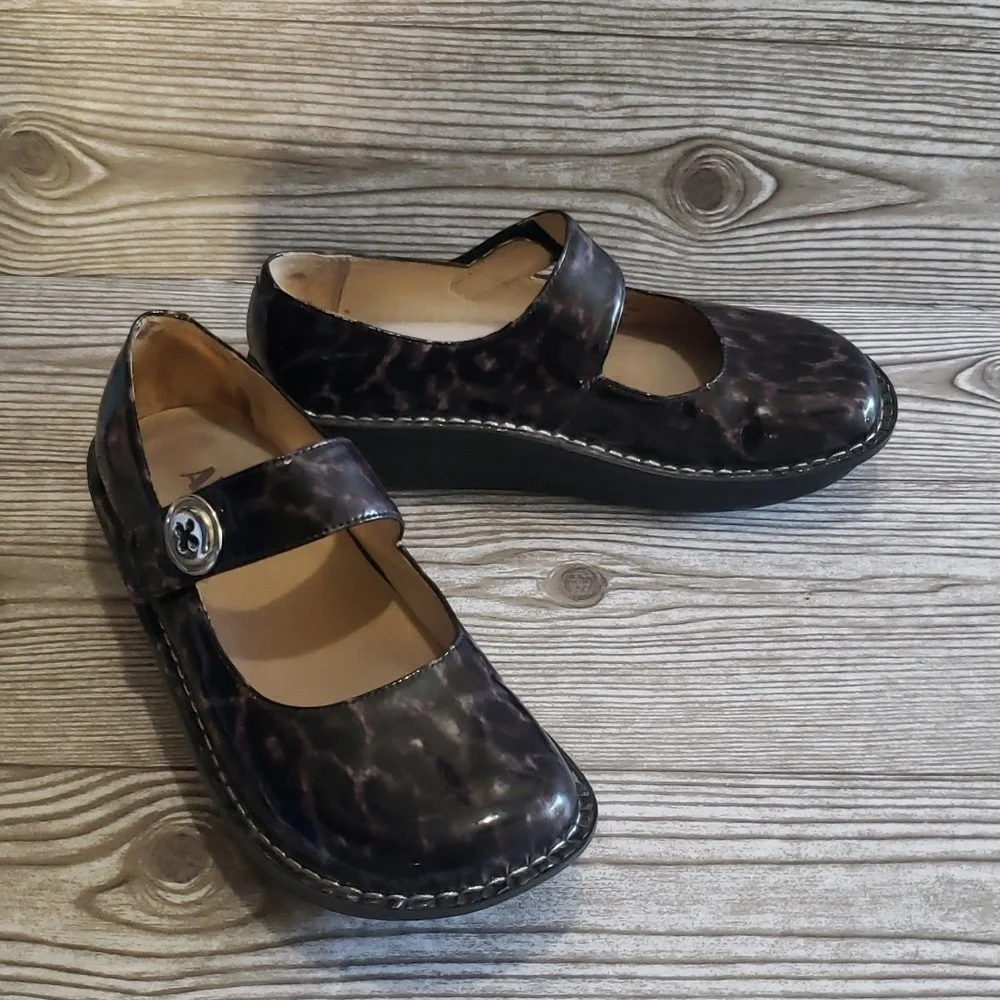 Alegria 38(8/8.5) black/gray animal print Mary Jane platforms clogs
